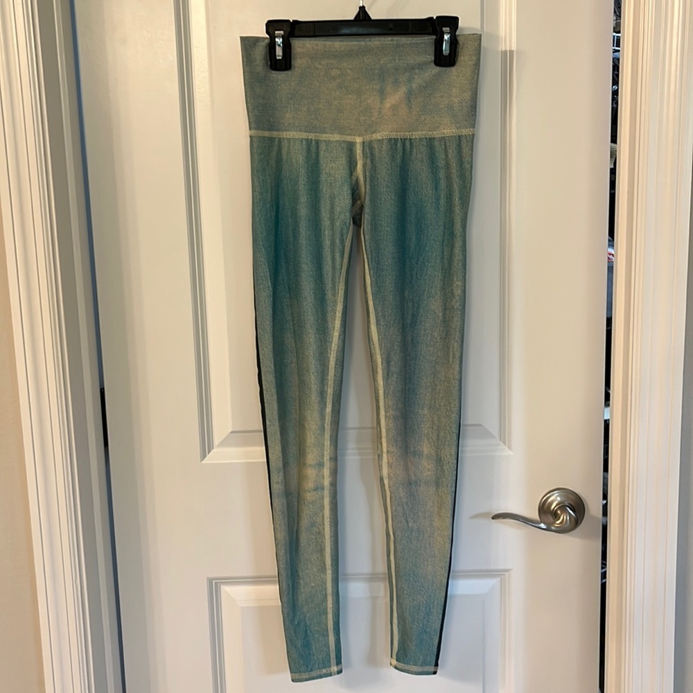 Teeki yoga legging’s.
